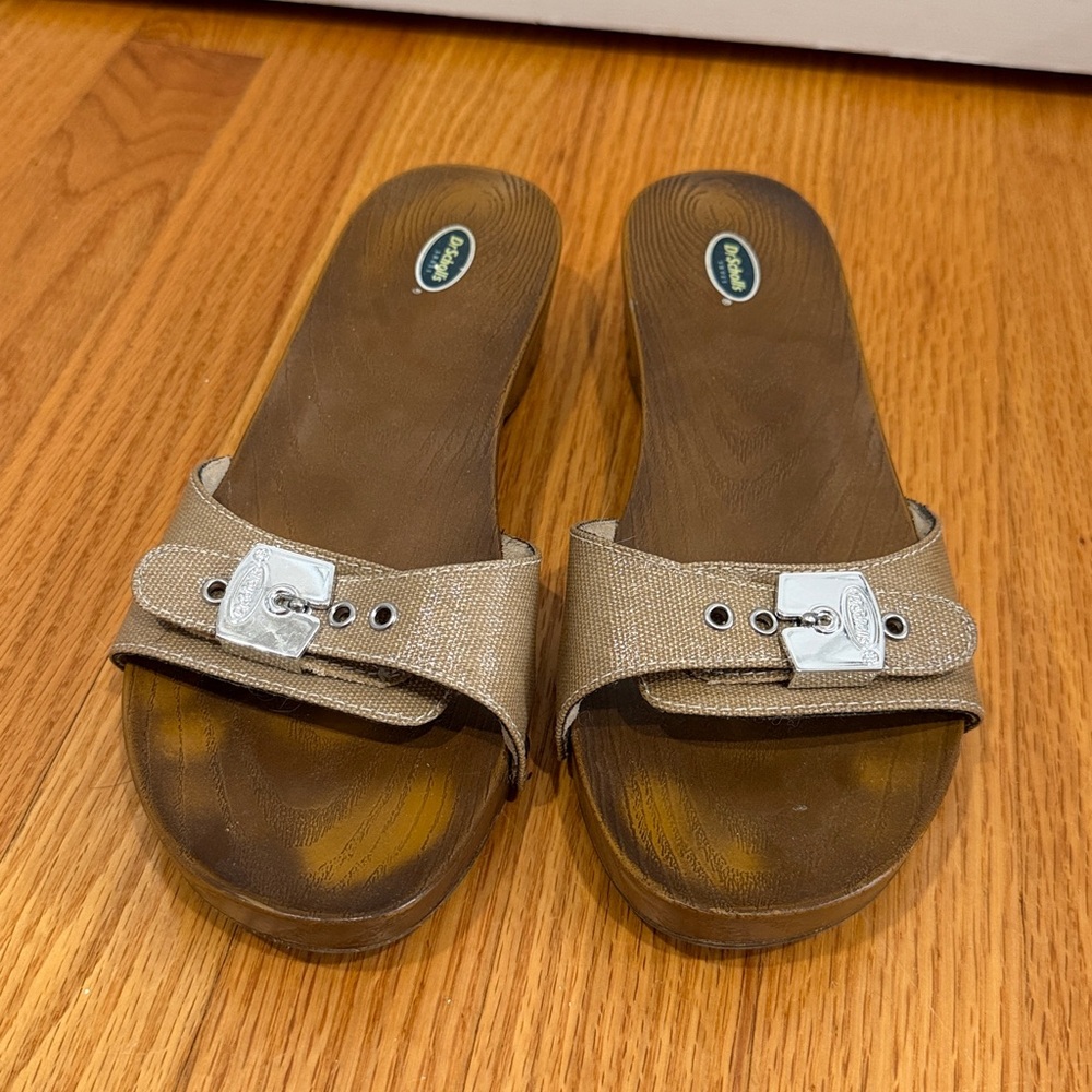 Dr. Scholl's Tan Slide Sandals with Silver Buckle